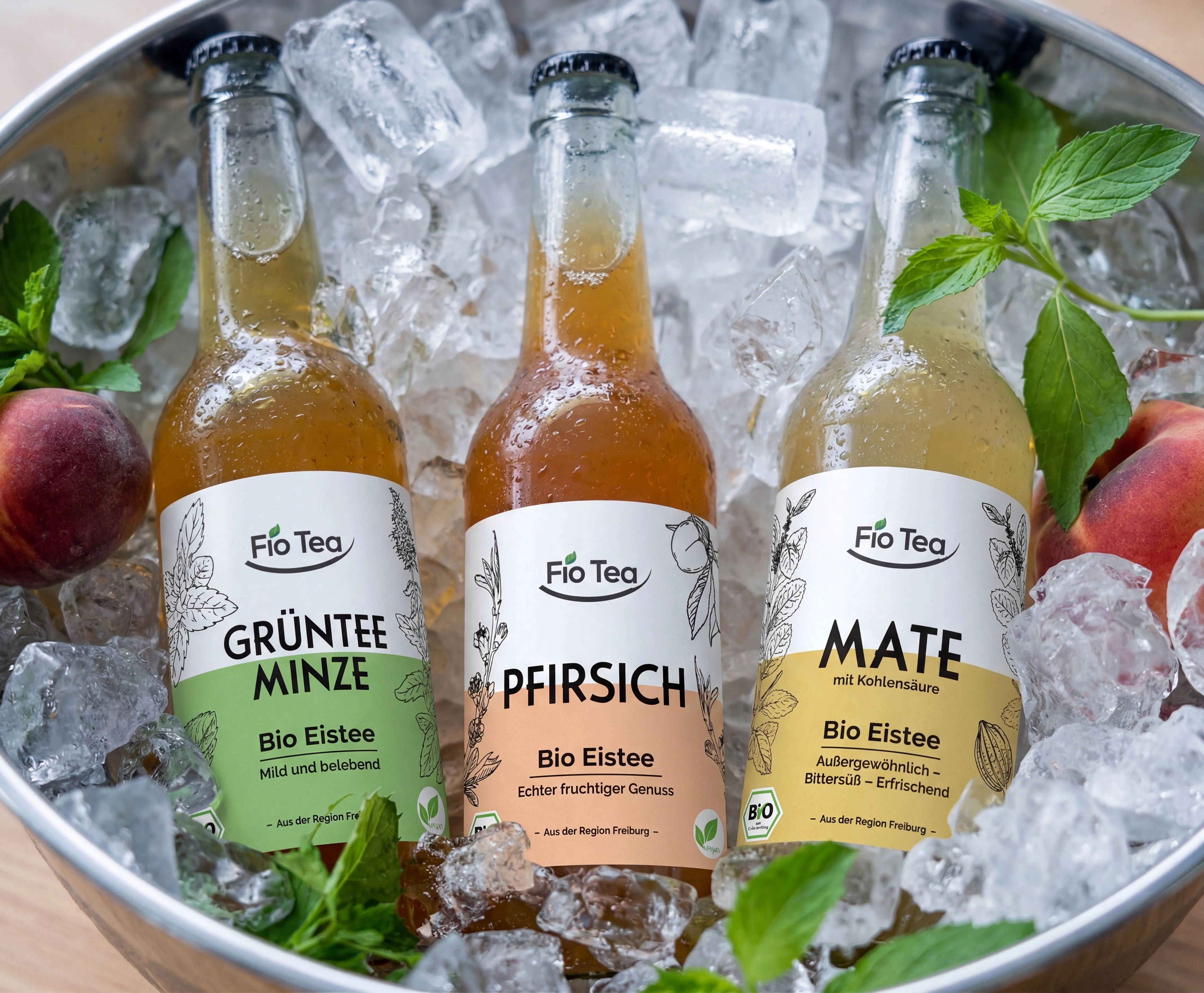 Fio Tea Bio Eistee — Grüntee Minze, Pfirsich und Mate auf Eis